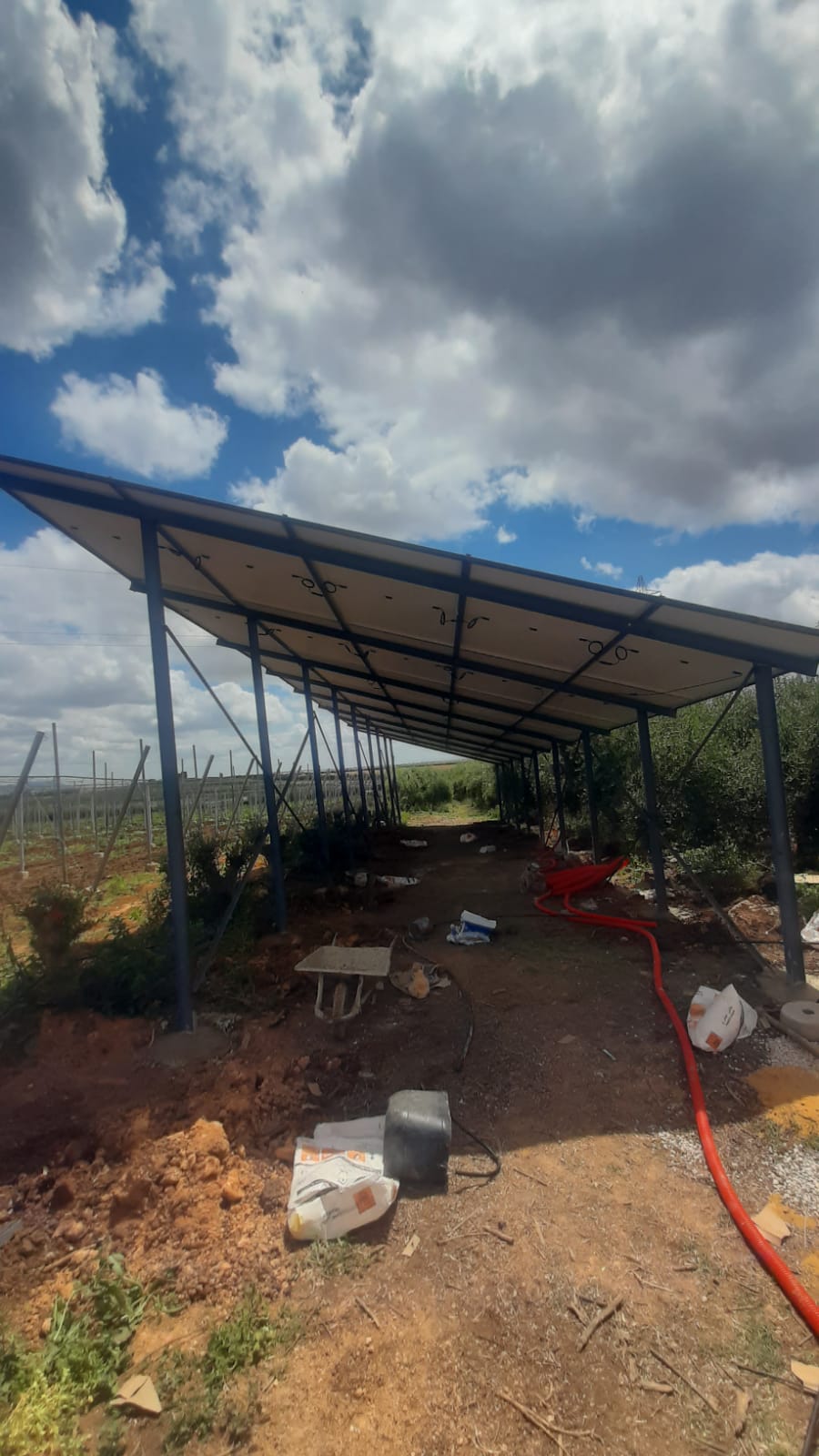 Structure couverte pour protection des cultures